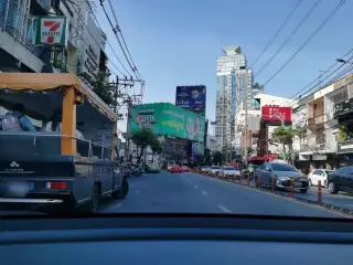 Hoi Tod Chaw Lae