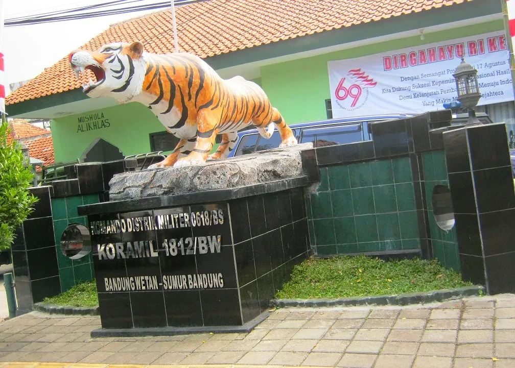 Play Ground Kebun Binatang Bandung
