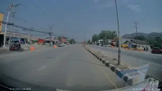 Ped Yang Kelux Khraw Khun Txy