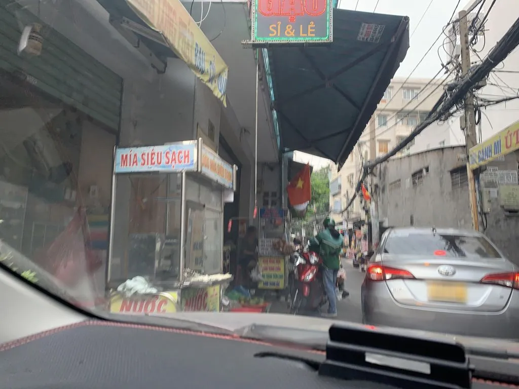 Bún Nước Cô Dung