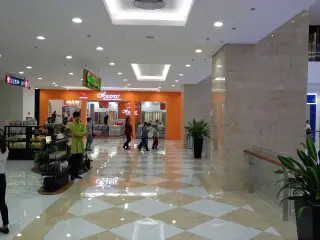 Hotpot & Roll - Vincom Center Nguyễn Chí Thanh