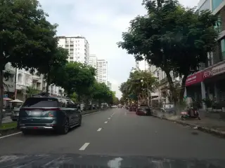Phở Tùng Hà Nội