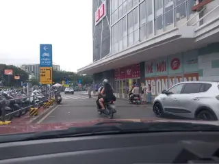 iBasic Aeon Mall Tân Phú