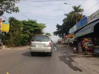 Cửa hàng WIN 340 Bùi Trọng Nghĩa