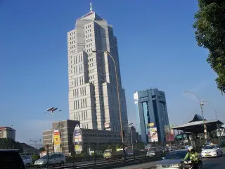 Retro Cafe Bidakara