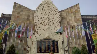 Fipper Bali Legian 2