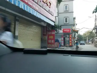 Tường Barber