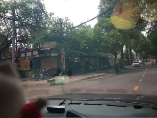 Quán Cà Phê Emi