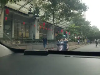 Quần đùi thể thao Uni
