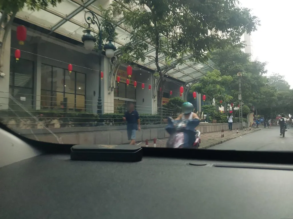 Quần đùi thể thao Uni