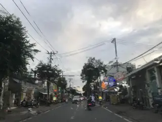 Bánh Tét Cô Trà