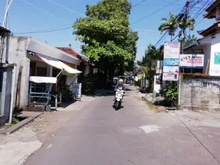 Kedai Sehat Halalan Thoyyiban