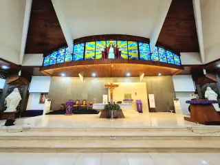 Gereja Katolik Santo Arnoldus Janssen Parking