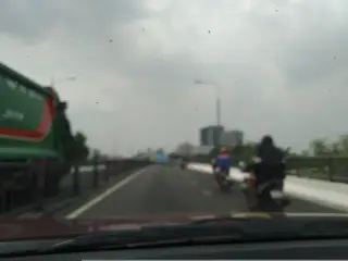 Cửa Hàng Xe Máy Lê Hùng