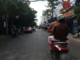 Tiệm Trà 4 La