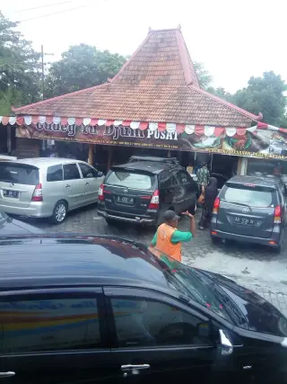 Gudeg Yu Djum