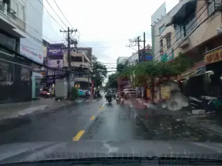Cơm Gà Xối Mỡ Khánh Ngọc