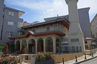 İSTANBUL ÜSKÜDAR NEVÇARŞI AVM