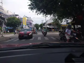 Chủ Nhật Việt Travel