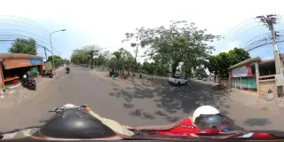 Bakso, Mie Ayam, Tahu Campur Pak Dono