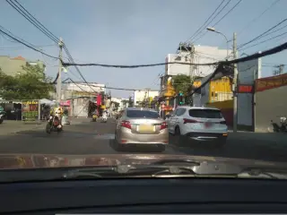 Quán nhậu cô Huệ