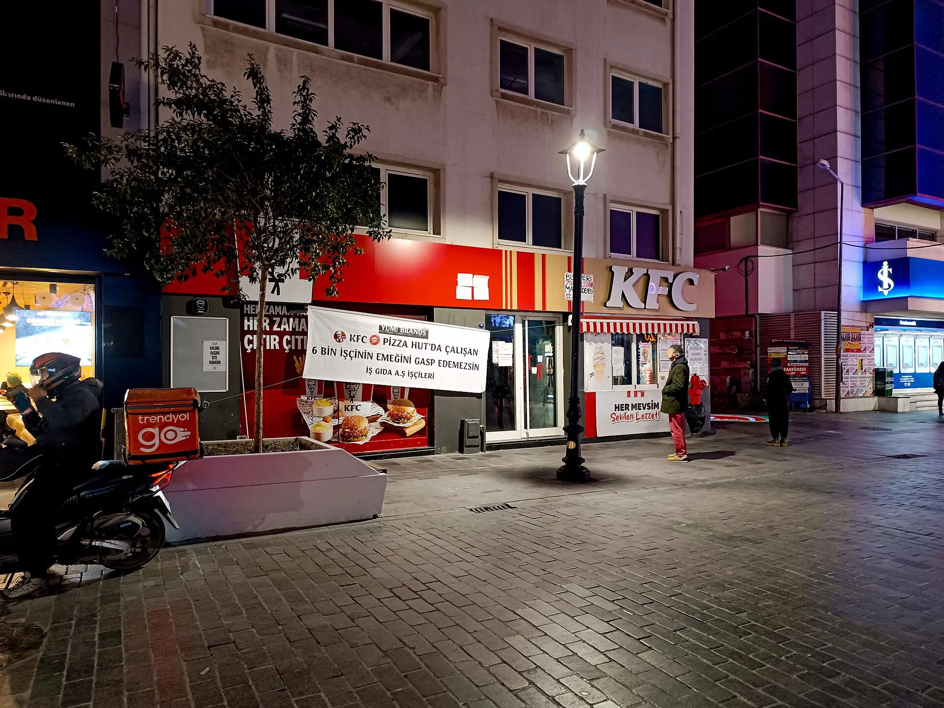 Karşıyaka adidas