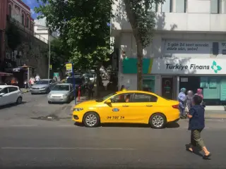 Fetih Dent Ağız ve Diş Sağlığı Polikliniği