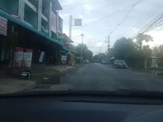 Ran Teiyw Khaw -Shkrn Nikhm Mae Co