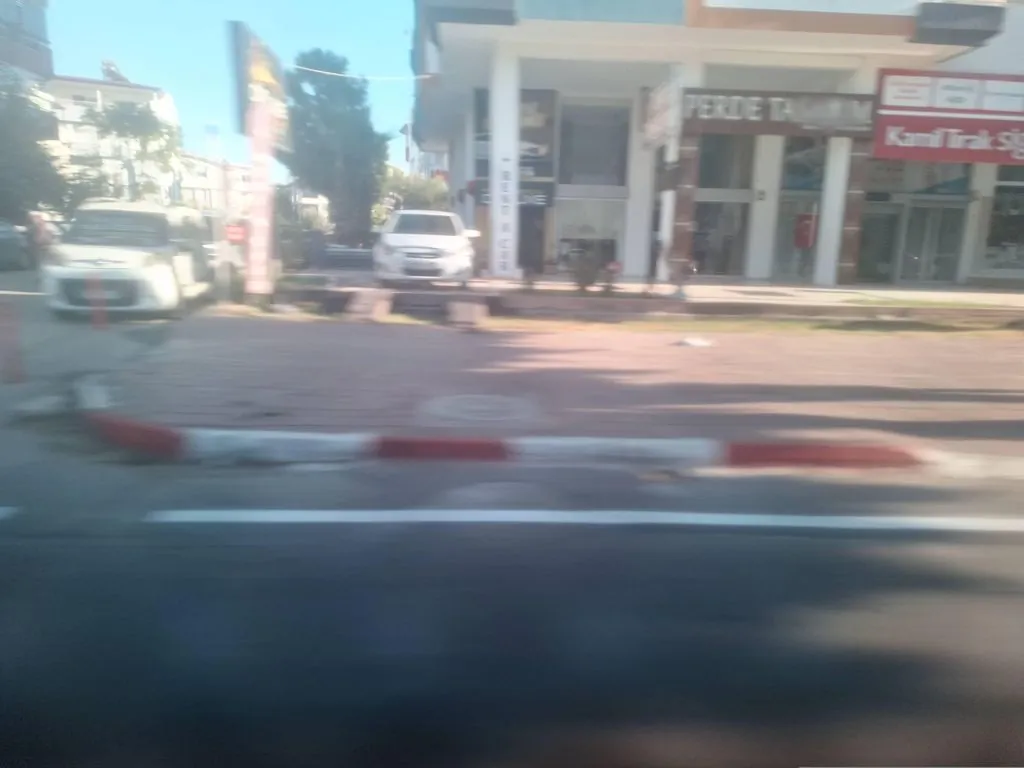 Deluxe Rent A Car