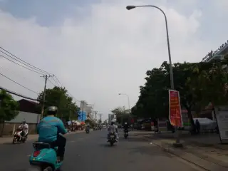Lẩu Cô Vy - Ốc 20k, Bún Thái