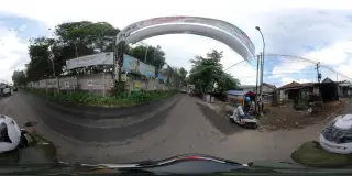 Ten House