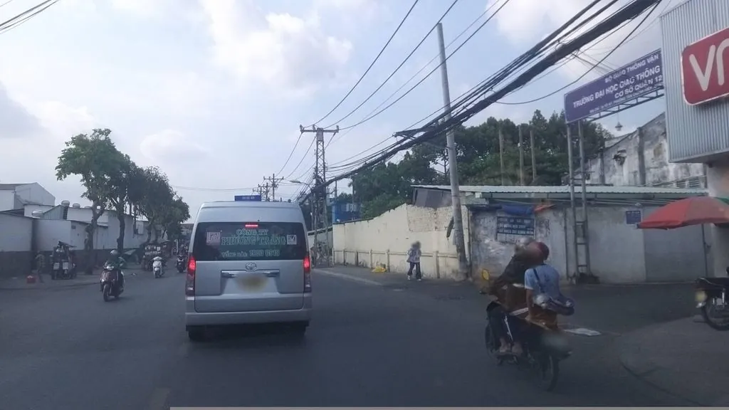 Trường học gtvt