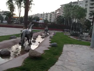 Kardeşler Büfe Üçyol
