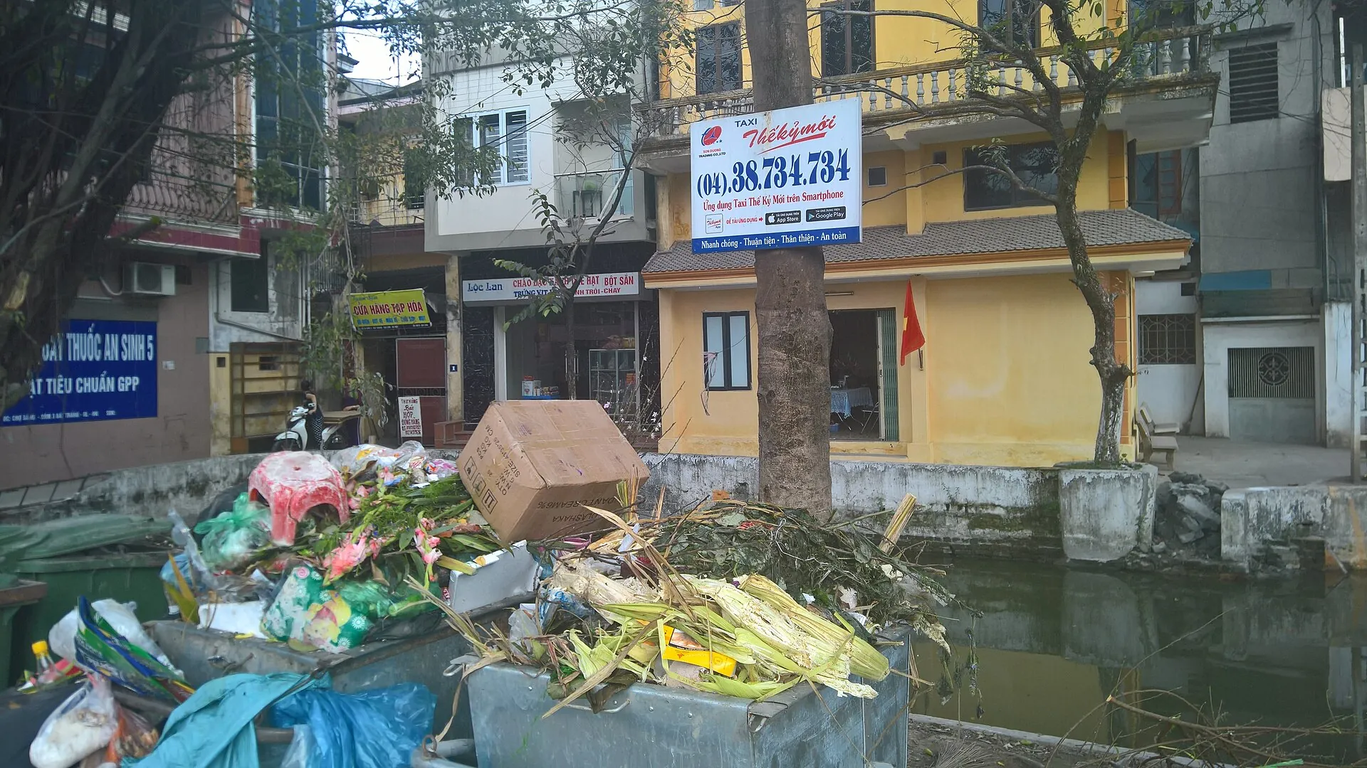 Măng Mực Bát Tràng