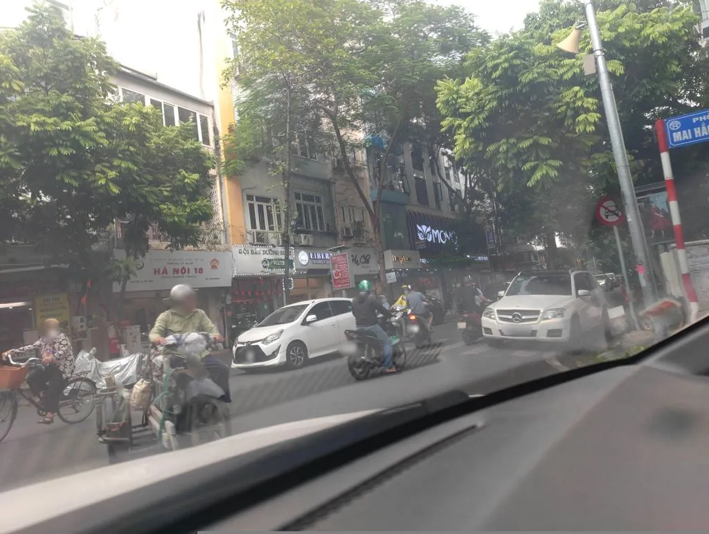 Leekaja Atelier Mai HẮC ĐẾ